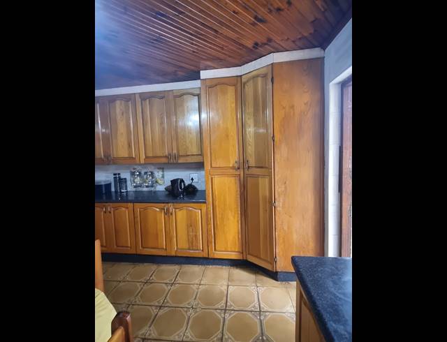 4 BEDROOM HOUSE FOR SALE IN KWANOBUHLE